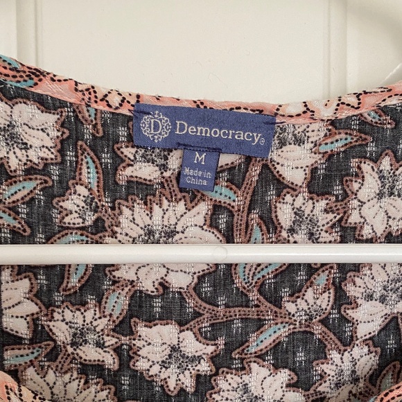 Democracy Floral Blouse - Pink and Black - Picture 3 of 8